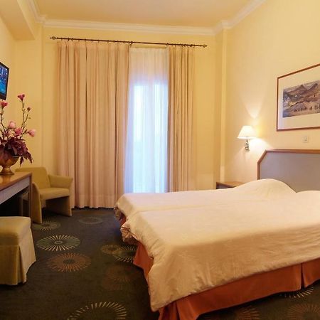 Hotel Kalafati Itea Pokoj fotografie