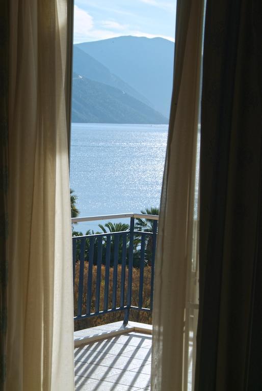 Hotel Kalafati Itea Exteriér fotografie